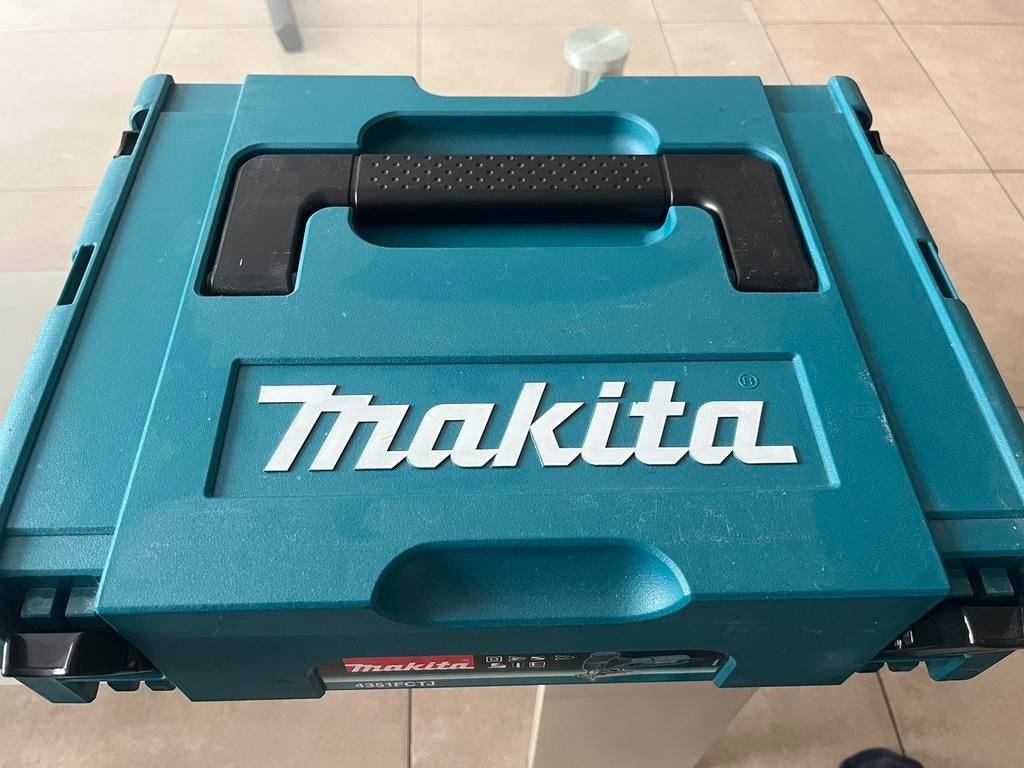 Makita bladzaag, Ophalen, Zo goed als nieuw