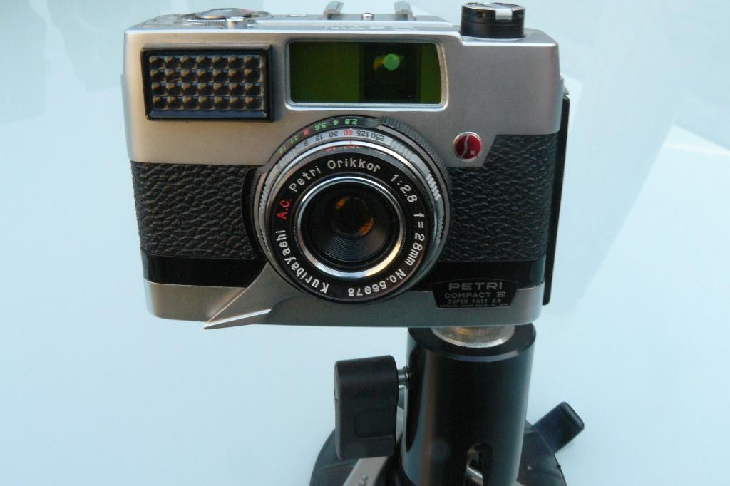 Demi-cadre Petri Compact E - avec Orikkor 28 mm f/2.8, Enlèvement ou Envoi, Comme neuf, Compact, Autres Marques