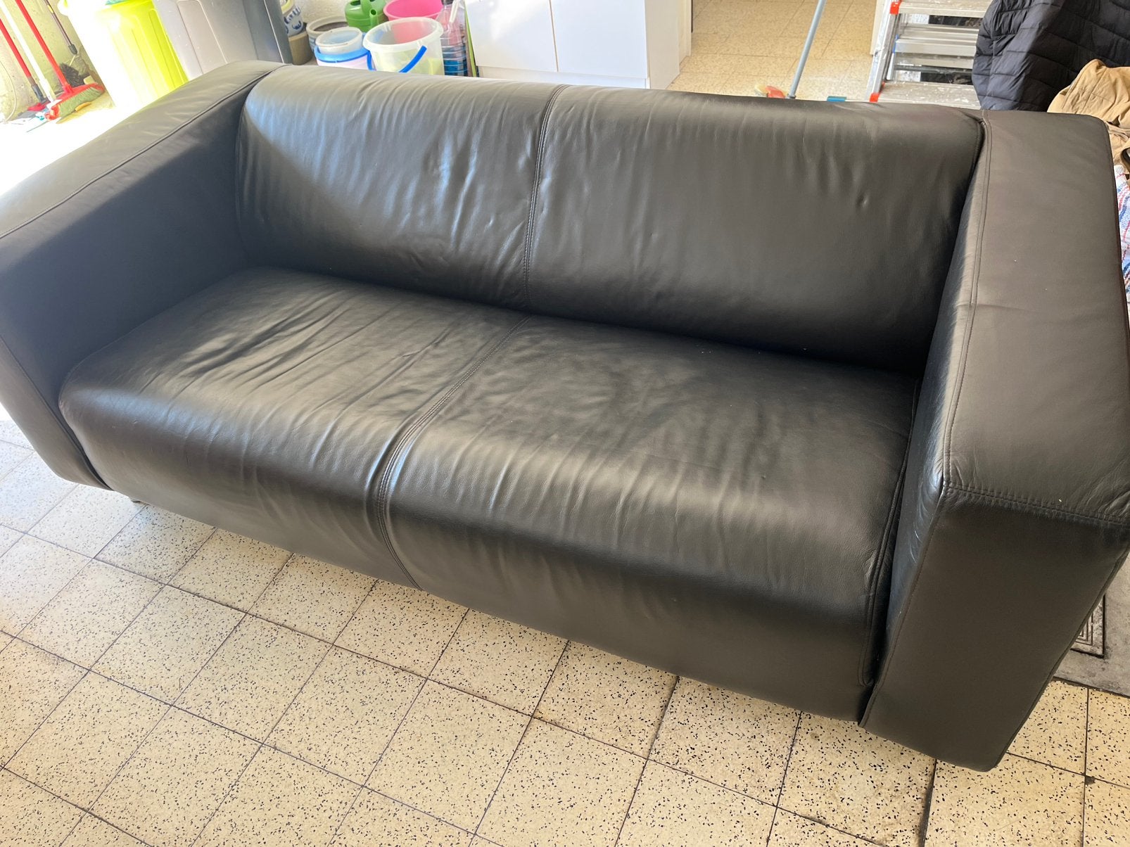 Canapé IKEA brun foncé tres bon etat, 150 à 200 cm, Enlèvement, Utilisé, Trois personnes