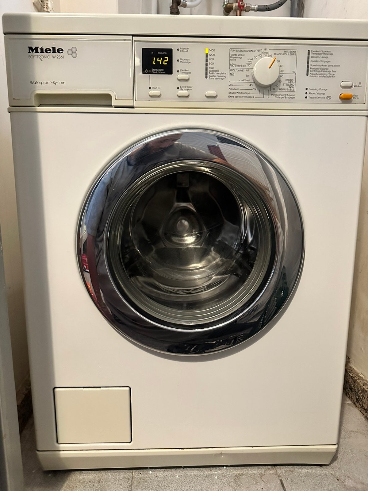 Miele w2361, Ophalen, Zo goed als nieuw