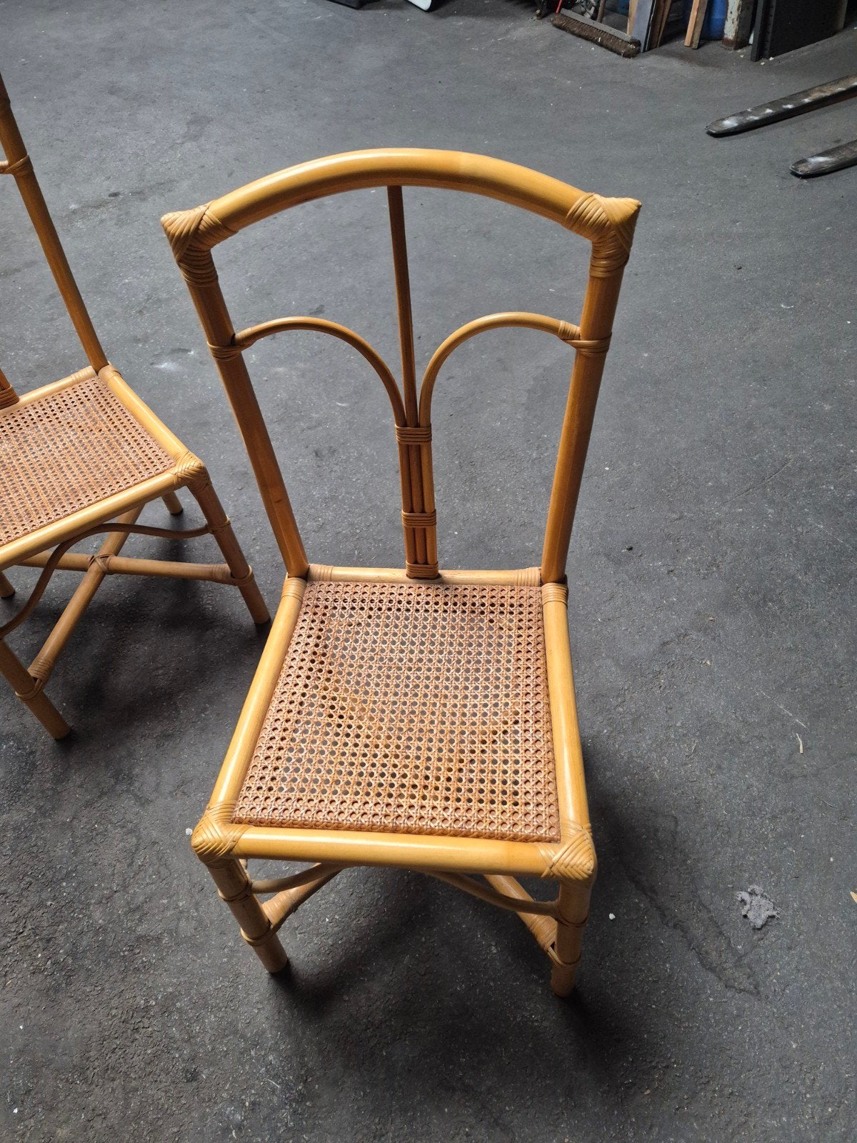 4 chaises en osier, Enlèvement ou Envoi