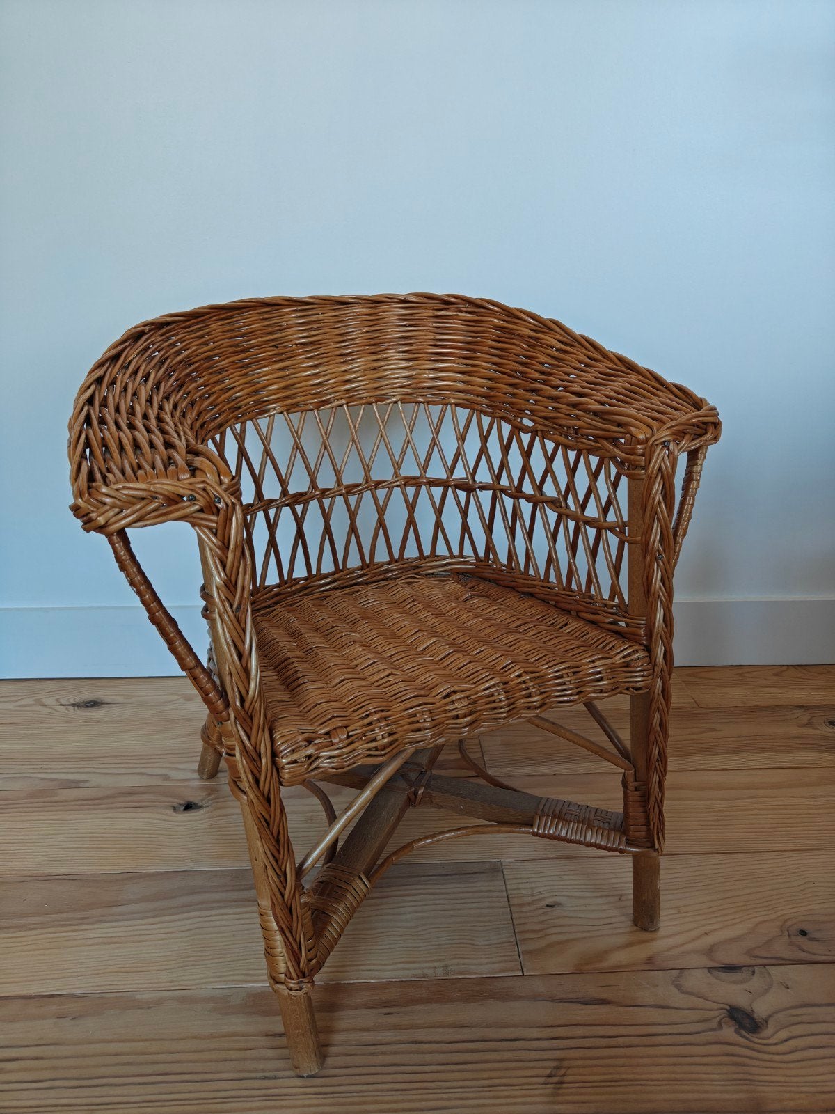 Rotan stoeltje kind, Ophalen