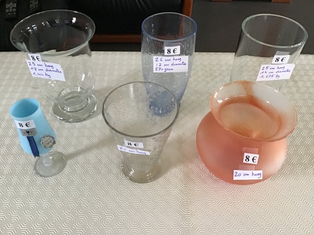 9 mooie en speciale vazen aan slechts 8 € per vaas, Ophalen of Verzenden, Zo goed als nieuw