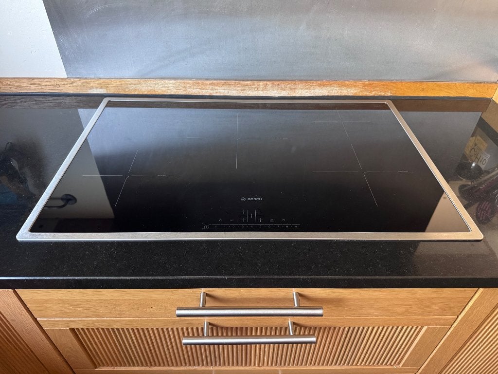 TAQUE INDUCTION BOSCH, Enlèvement, Comme neuf, Induction, 5 zones de cuisson ou plus
