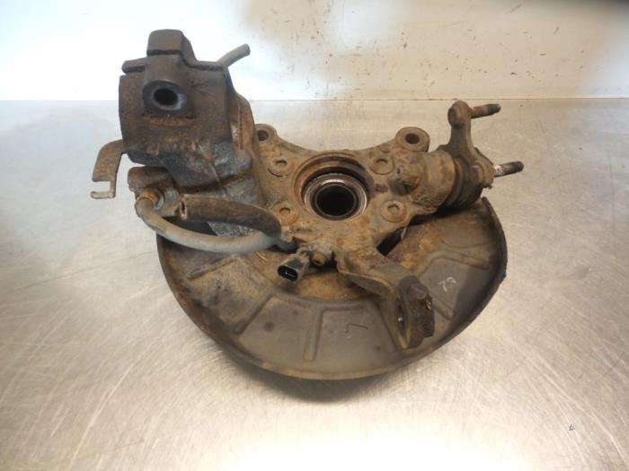 Joint avant gauche d'un Volkswagen Touran (Touran 03-), Volkswagen, -, 3 mois de garantie, Utilisé