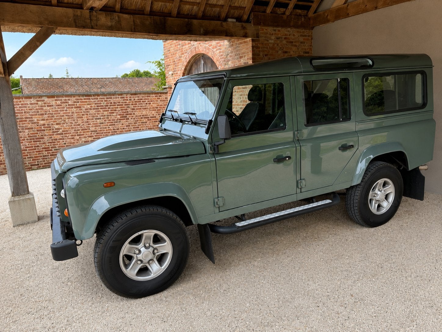 Land Rover Defender 110 - 2014 - 2.2TD4 D - Automaat-77k km, Automaat, Zwart, Defender, Diesel