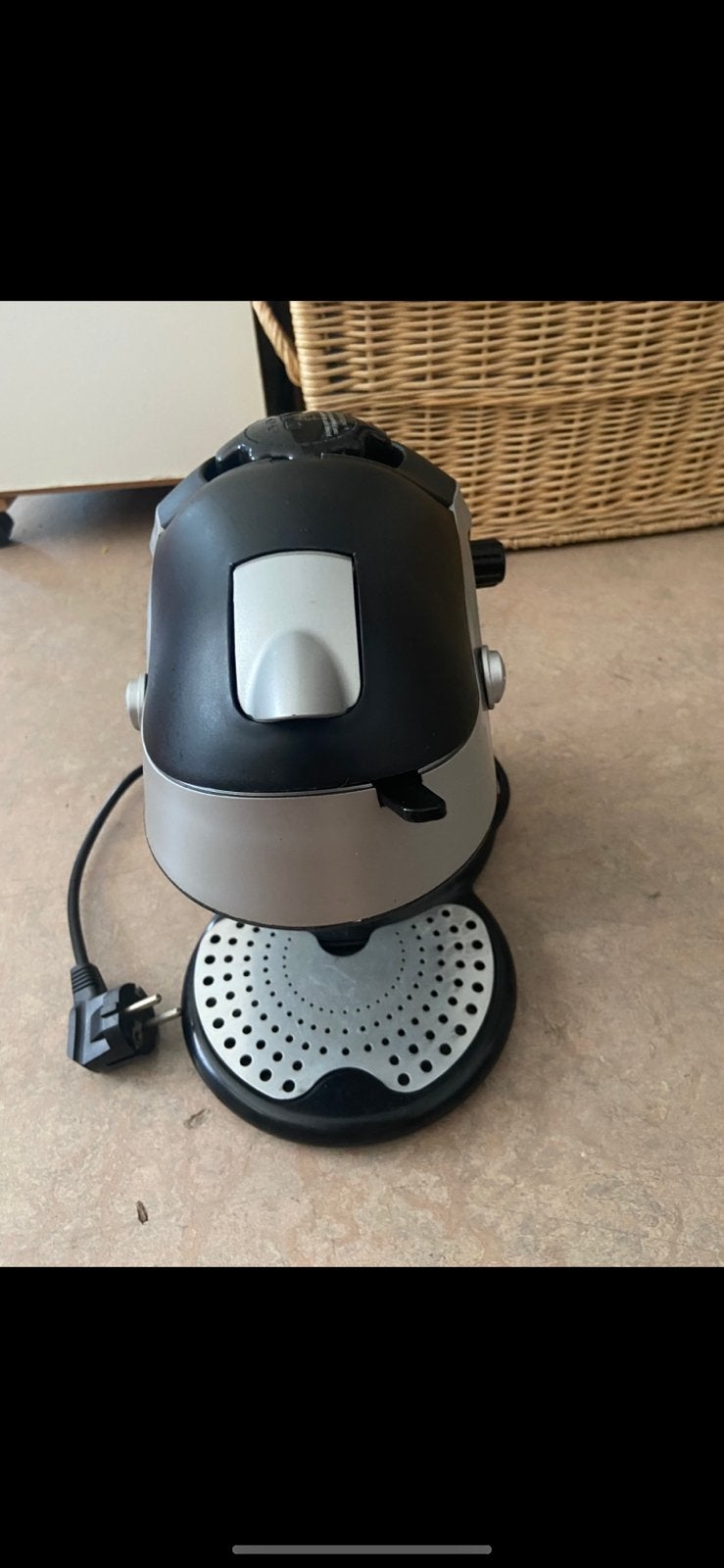 TEKOOPdolcegusto box radio klok blender pers lamp snelkook, Ophalen, Zo goed als nieuw