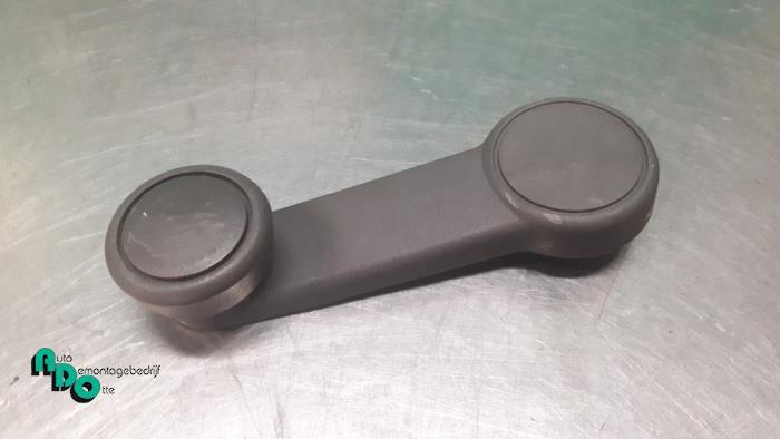 Manivelle de vitre d'un Ford Focus (Focus 04-), -, 3 mois de garantie, -, -