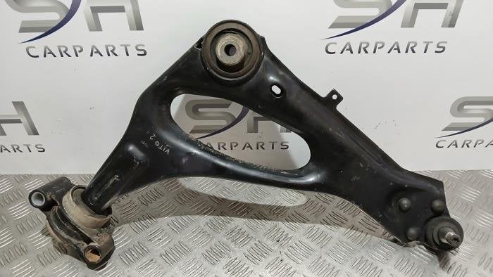Draagarm rechts-voor van een Mercedes Vito, Gebruikt, -, Ophalen of Verzenden, -