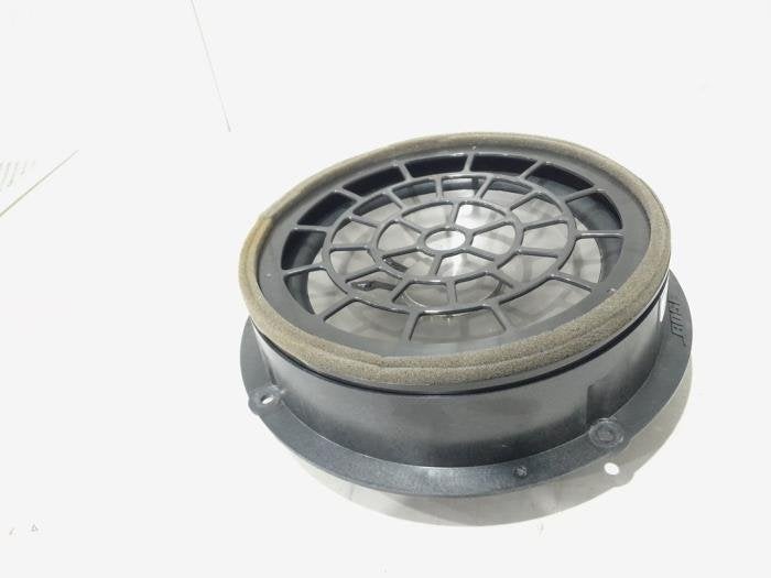 Haut-parleur d'un Audi Q3, -, 3 mois de garantie, Audi, Utilisé