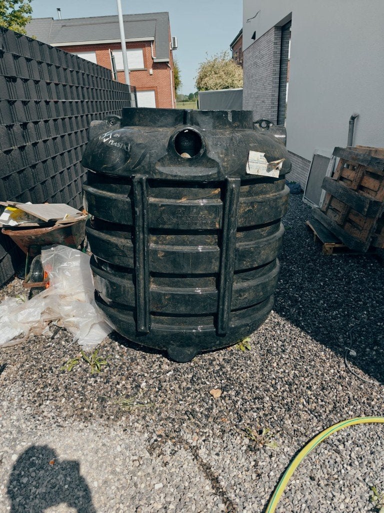 GRATIS – DS Plastics watertank / regenwaterput 1000L, Tuin en Terras, Regentonnen, 150 liter of meer, Ophalen, Gebruikt, Kunststof