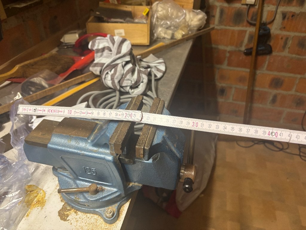 Bankschroef draaibaar, Ophalen, Zo goed als nieuw, Minder dan 70 cm, Bankschroef