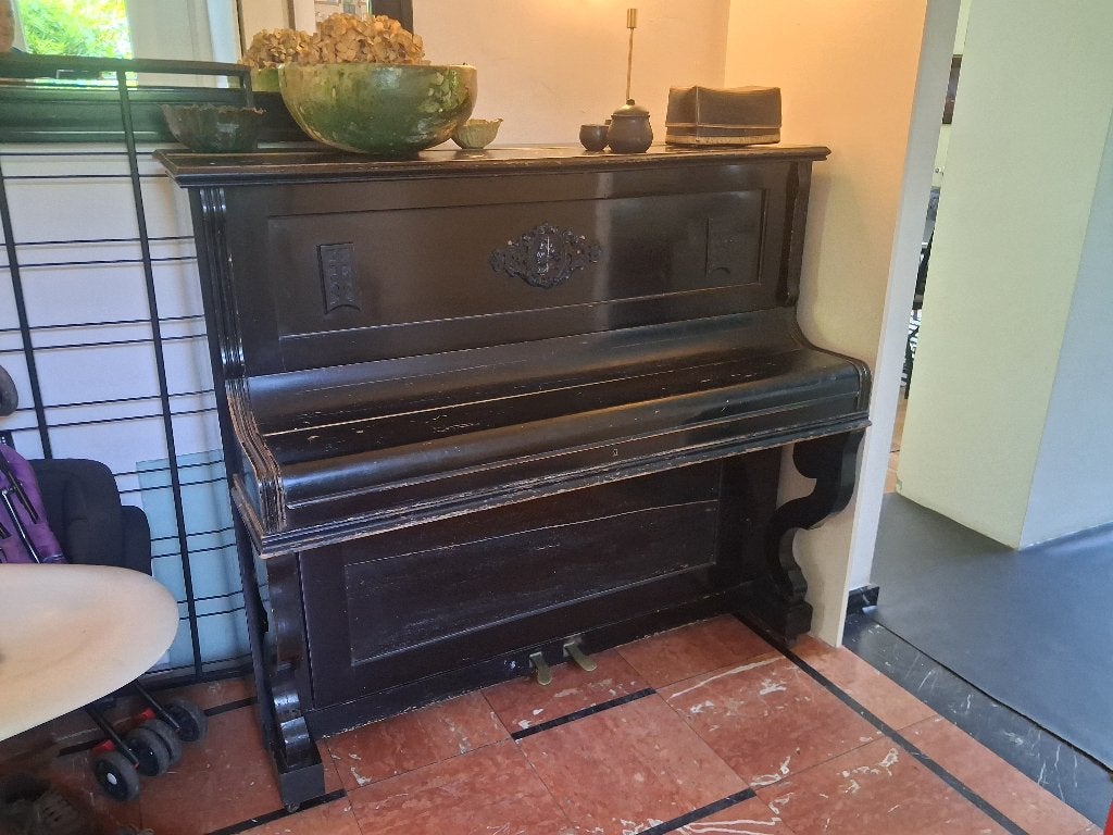Piano à donner, Musique & Instruments, Pianos, Enlèvement, Utilisé, Noir, Piano
