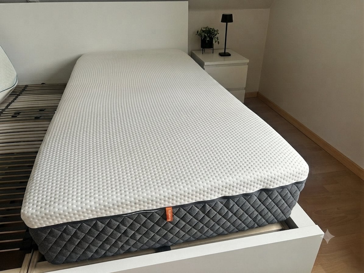 Zo goed als nieuwe Emma matras (90x200 cm) - Rookvrij!, Ophalen, Zo goed als nieuw, 200 cm, Matras