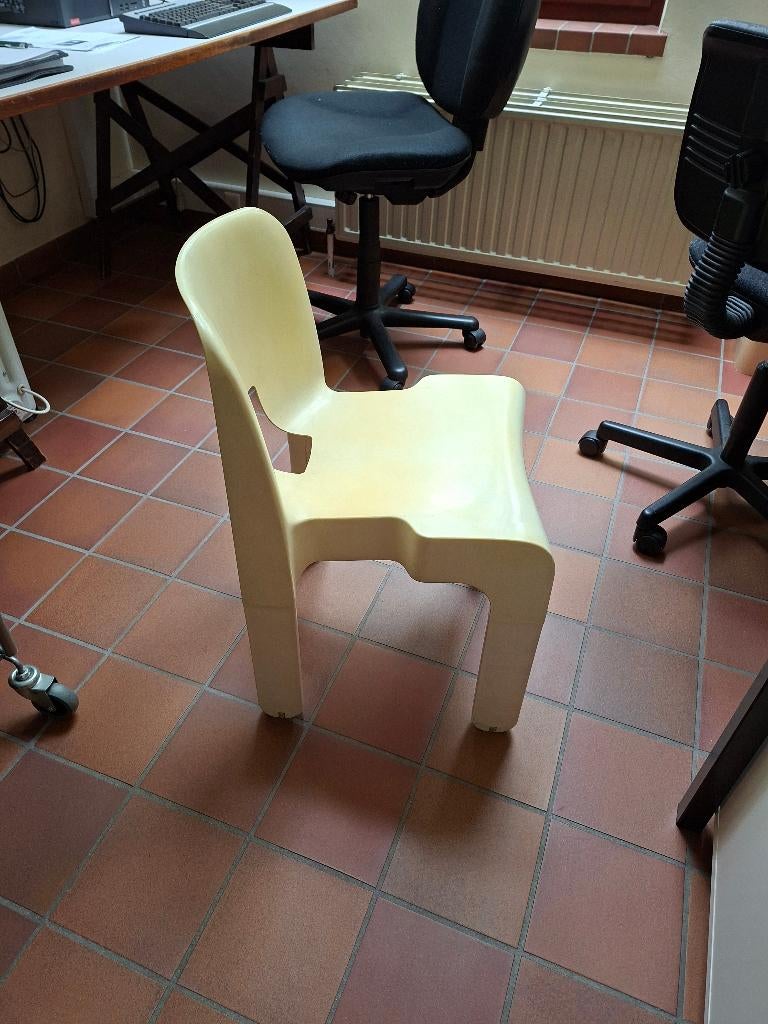 Kartell Joe Colombo stoel (4 stuks), Huis en Inrichting, Stoelen, Ophalen, Kunststof, Gebruikt, Wit