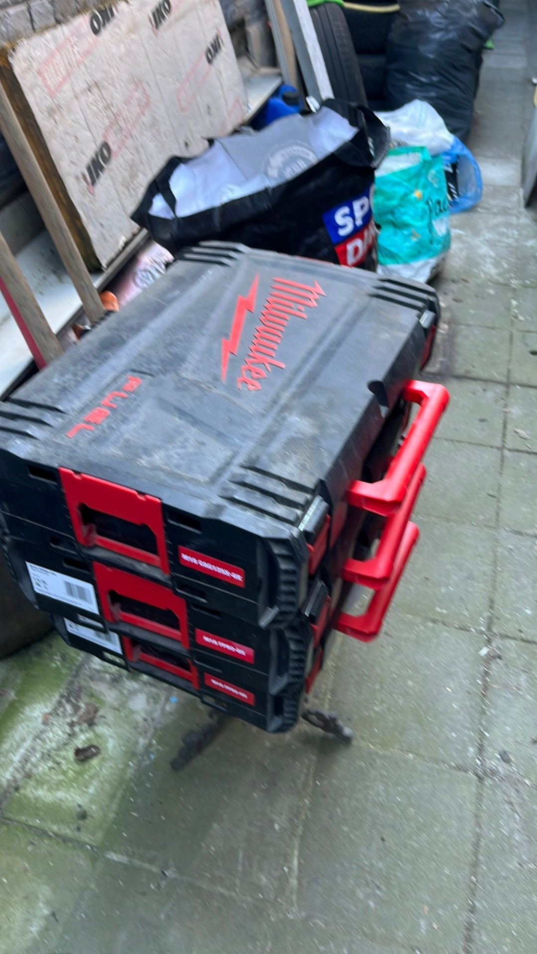 Boite a outil milwaukee 40 € pour les 3, Doe-het-zelf en Bouw, Ophalen, Zo goed als nieuw
