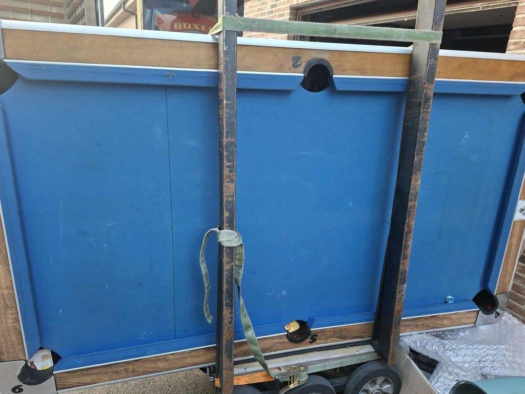 Een gebruikte poolbiljart en tafelvoetbal., Sport en Fitness, Biljarten en Poolen, Ophalen, Gebruikt, Overige typen