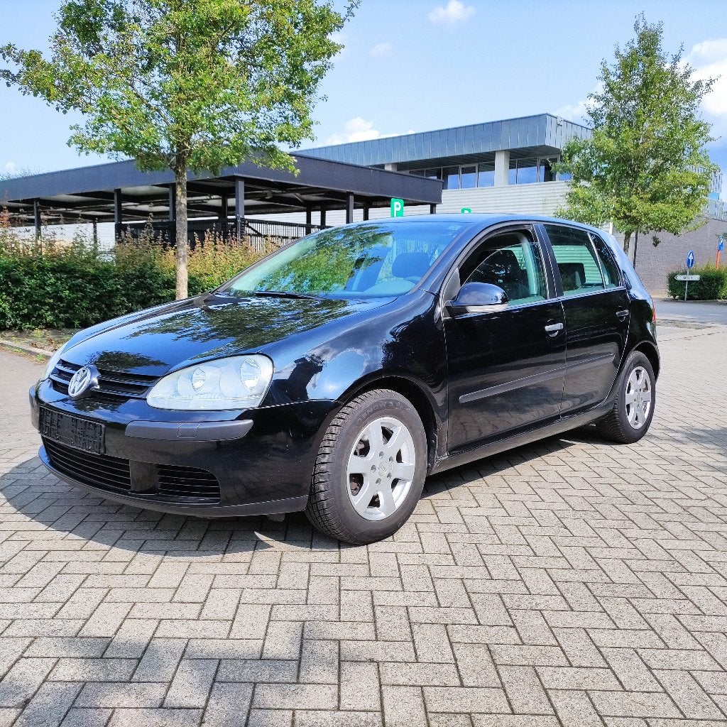Volkswagen Golf 5 1.6 benzine van eerste eigenaar, Auto's, 1600 cc, 5 deurs, 5 zetels, Handgeschakeld
