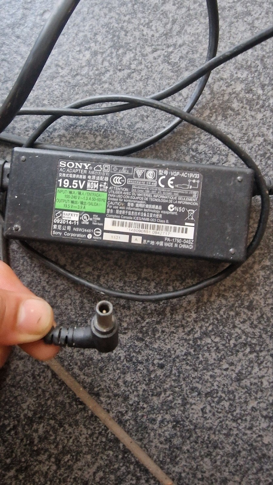 Oplader, Enlèvement ou Envoi