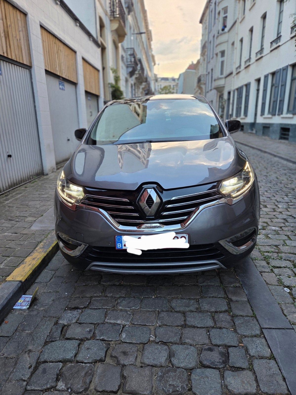 Renault initiale Paris  2016 2.0L 7 places  157000 km, Autos, Renault, Cuir, Argent ou Gris, Achat, Euro 6