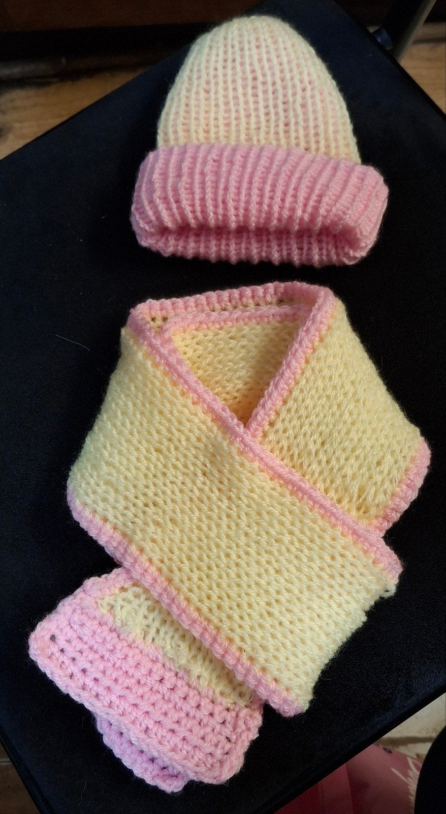Babymuts en Sjaal (nieuw), Enfants & Bébés, Neuf, Taille 50, Enlèvement ou Envoi, Ensemble