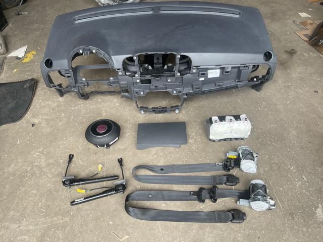 AIRBAG ENSEMBLE Fiat 500 (312) (01-2007/12-2012), Dhr. R. de Gouw, Utilisé, Fiat, De Bloemendaal 21 21
5221 EB  'S HERTOGENBOSCH, NL