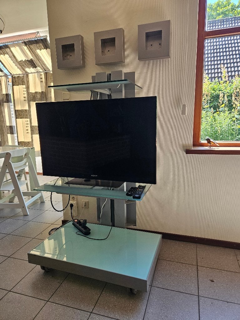 TV meubel, Huis en Inrichting, Kasten |Televisiemeubels, Ophalen, Overige materialen, Gebruikt, 100 tot 150 cm