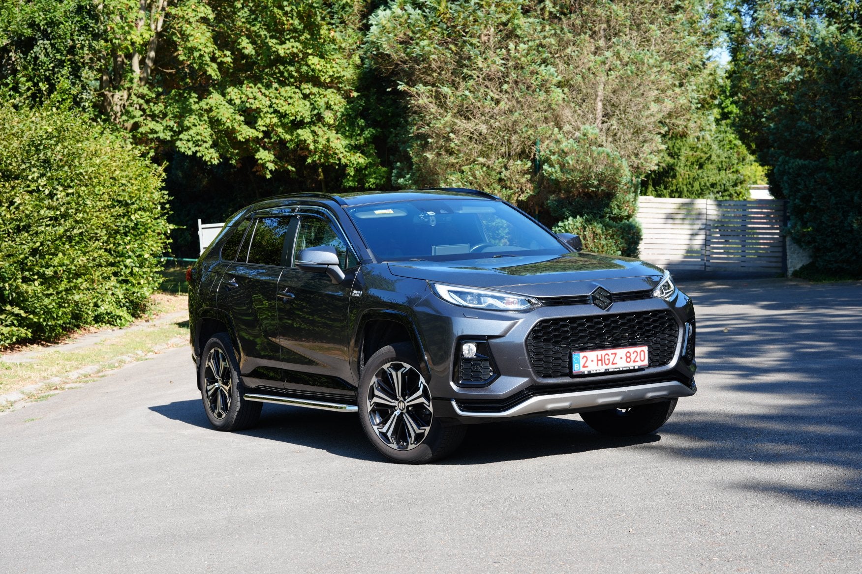 Suzuki Across Plug-in Hybrid PHEV, Autos, Cuir, Argent ou Gris, Achat, Euro 6