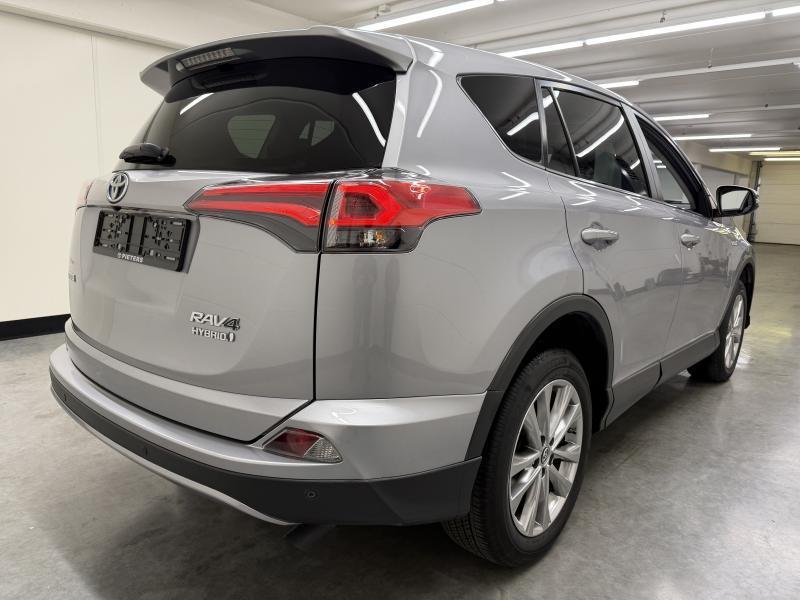 Toyota RAV-4 Premium + 4X4, 118 g/km, Euro 6, Electronic Stability Program (ESP), Autres couleurs