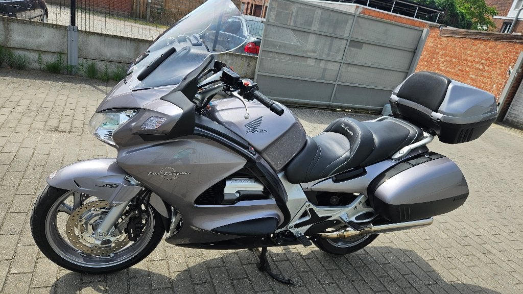 honda st1300 pan european, Motoren, Motoren | Honda, LED Verlichting, 4 cilinders, Gebruikt, Particulier