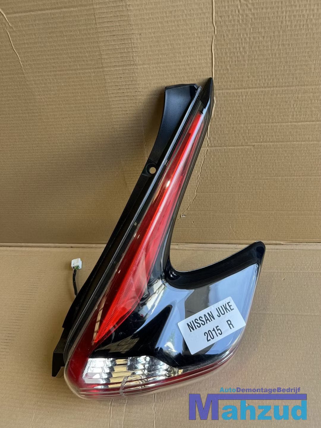 NISSAN JUKE F15 Rechts achterlicht LED 2010-2019, Takashima 1-chome 1-1
220-8686  Yokohama, NISSAN_SR@mail.nissan.co.jp, Nissan