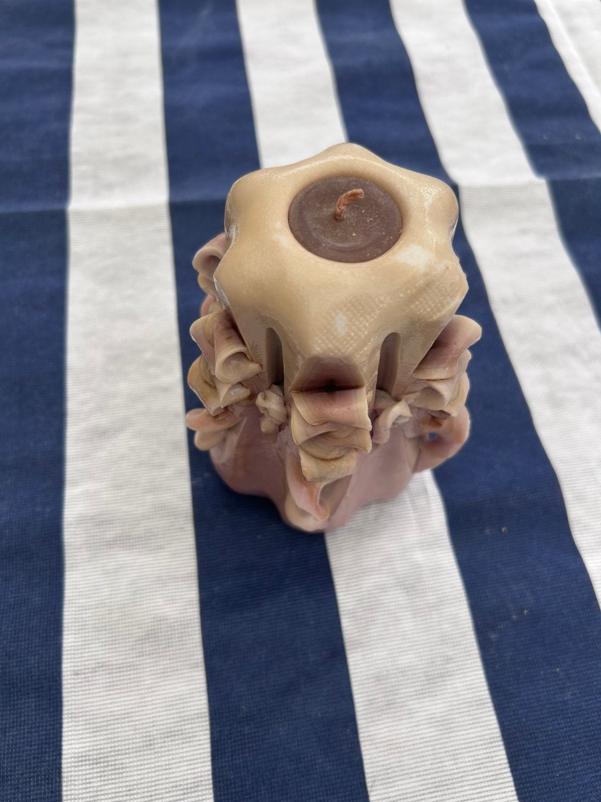 Unique handgesneden decoratieve kaars, Huis en Inrichting, Woonaccessoires | Kandelaars en Kaarsen, Ophalen, 12 cm, Was, Zo goed als nieuw