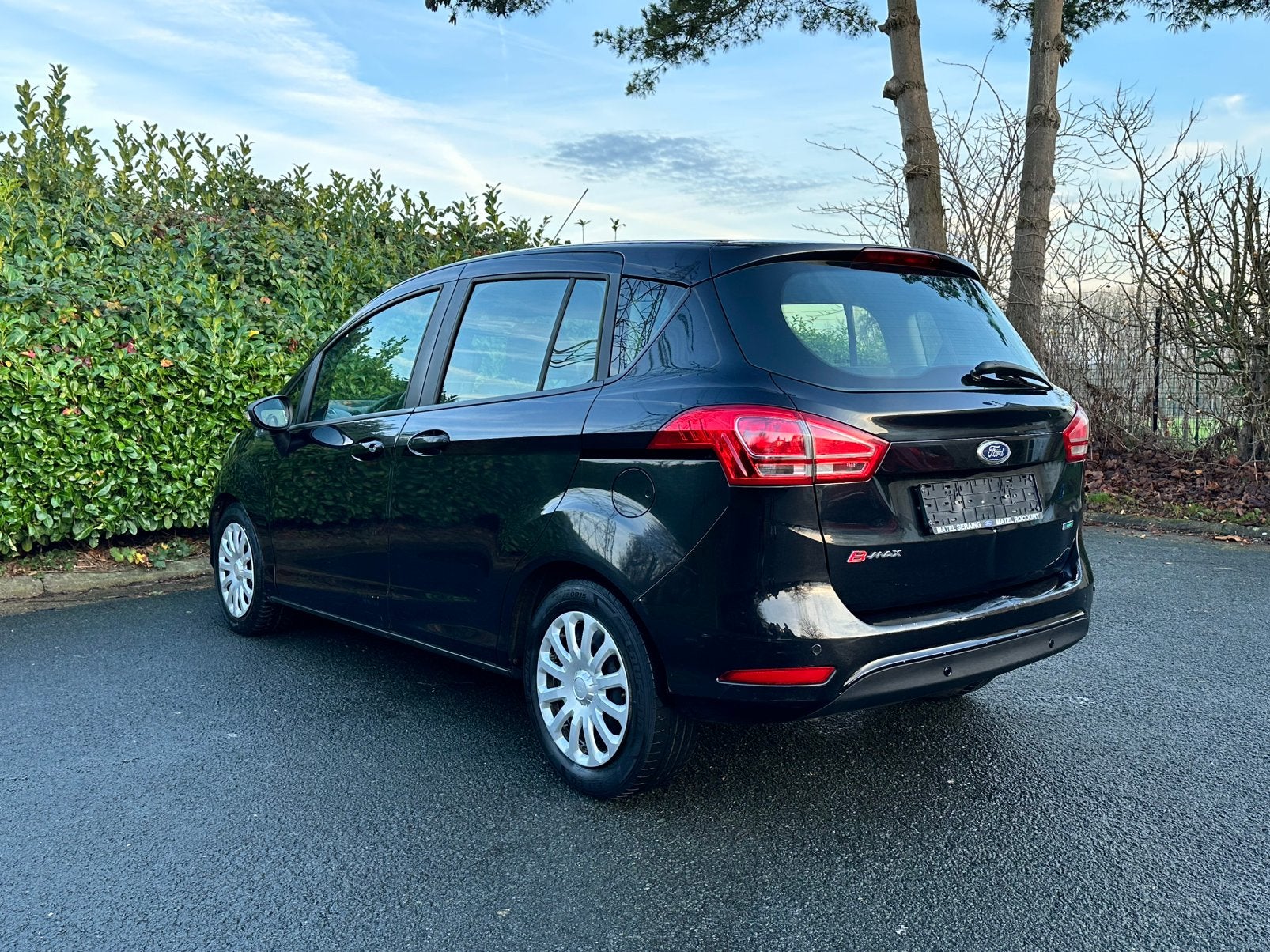 Ford B-Max 1.0 Benzine 2014 Euro 5b 160.000km Airco, Auto's, Voorwielaandrijving, Euro 5, Stof, Zwart