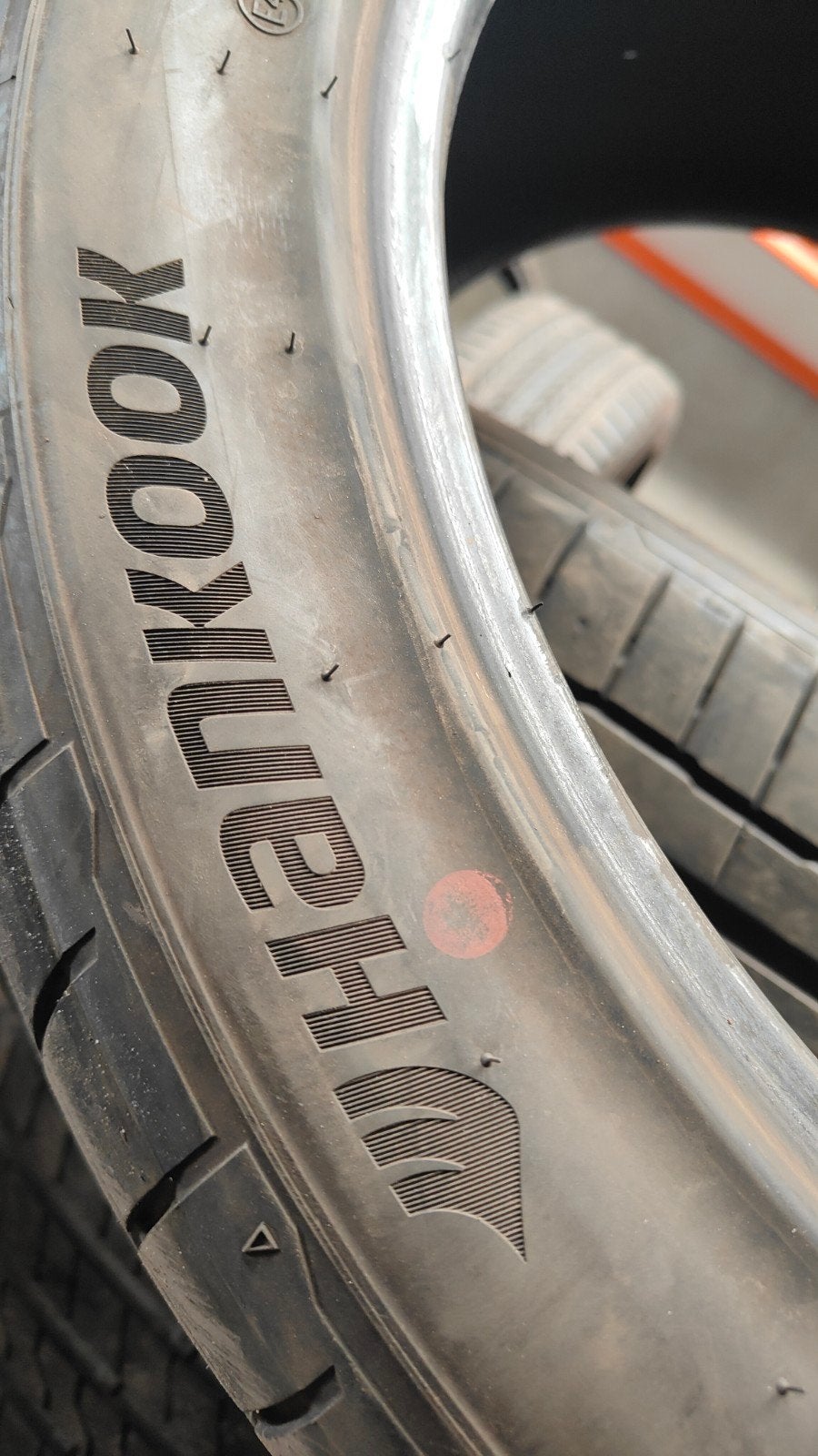 255/45r20 Hankook 60€ l'unité avec montage et équilibrage, Enlèvement