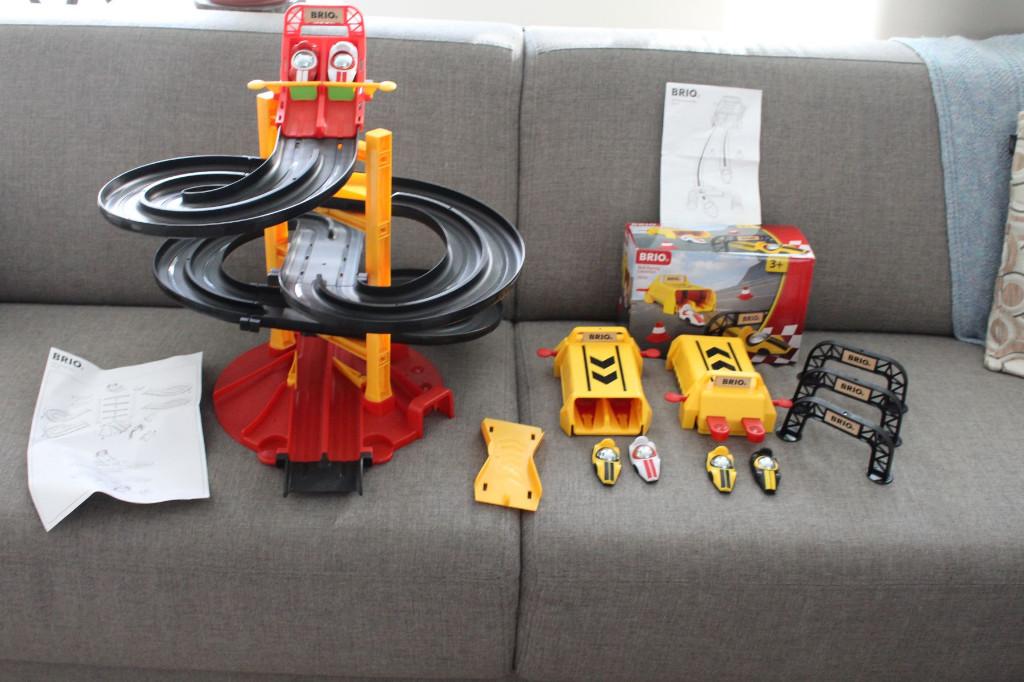 Racing Tower Brio + 2 launchers, Kinderen en Baby's, Speelgoed | Houten speelgoed, Ophalen of Verzenden, Zo goed als nieuw, Overige typen