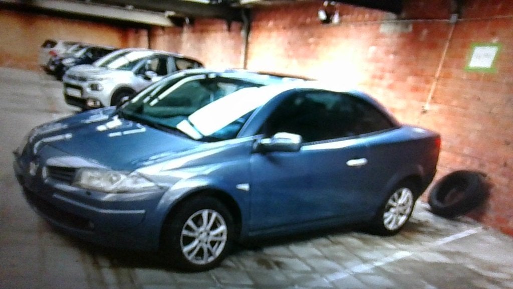 renault megane cabrio 2 automaat 1200£, Autos, Renault, Particulier, Mégane, ABS, Airbags, Bluetooth, Ordinateur de bord, Verrouillage central