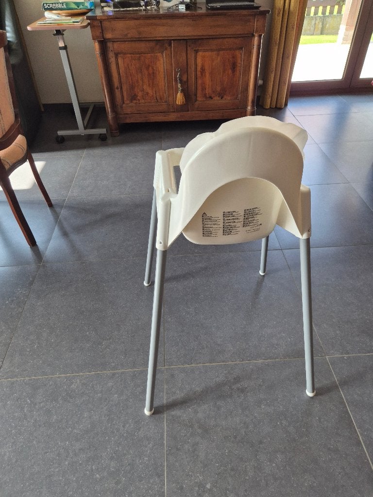 chaise bébé ikea, Enfants & Bébés, Enlèvement, Comme neuf, Autres types, Coulissant