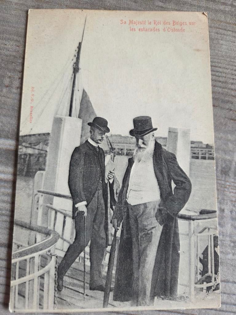 Postkaart Oostende. Koning Léopold II op het staketsel, Verzamelen, Ophalen of Verzenden