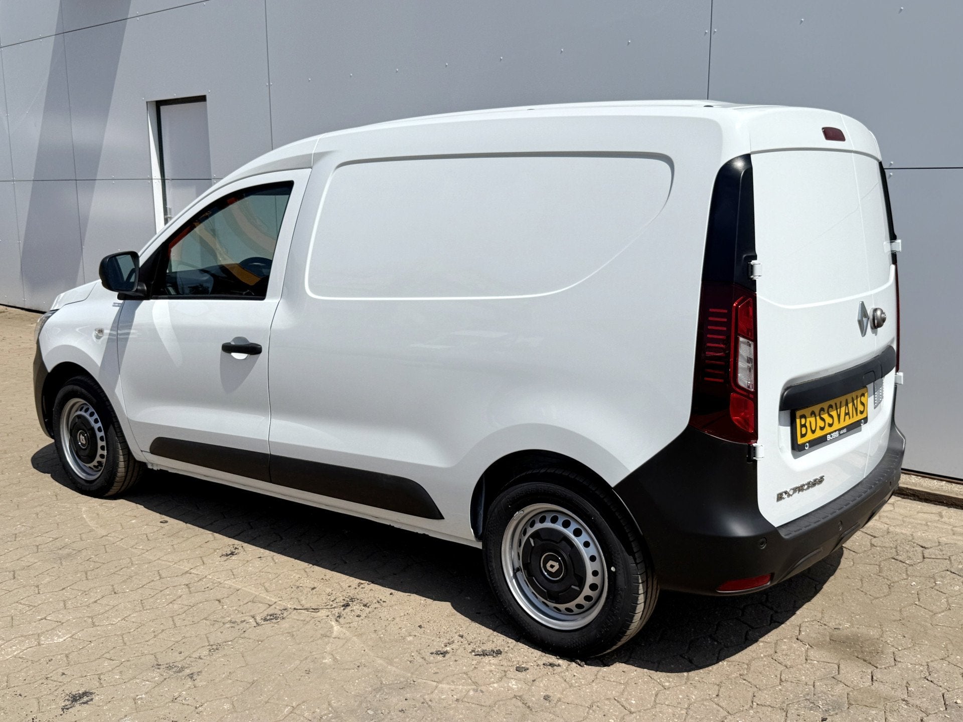 Renault Kangoo Comfort 1.3 TCe 100PK *Benzine* L1 Airco Navi, Auto's, Voorwielaandrijving, Stof, Gebruikt, Zwart