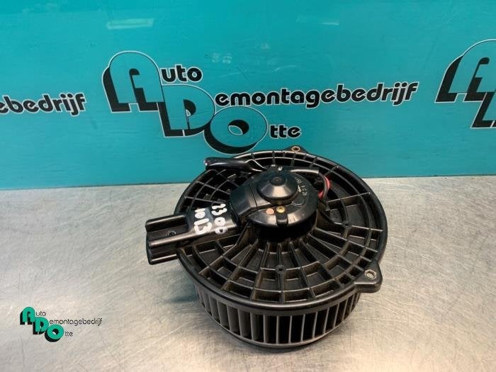 Kachel Ventilatiemotor van een Lexus IS 200 (IS 200 99-), Gebruikt, -, -, -
