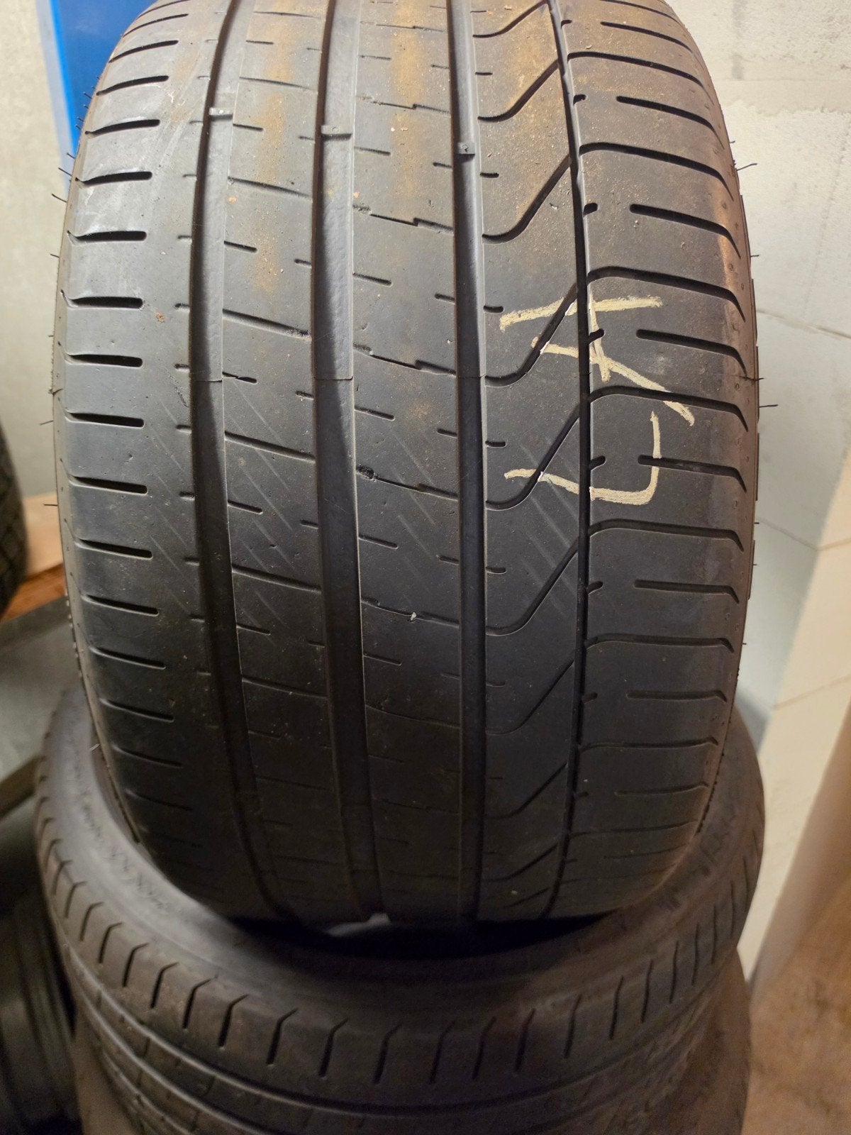 305/30r20 p zero pirelli 60€ per stuk met montage, Ophalen of Verzenden