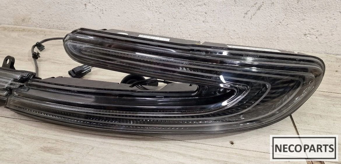 ASTON MARTIN DB11 KOPLAMP ALLES LEVERBAAR !!, Gebruikt, -, Overige automerken, -