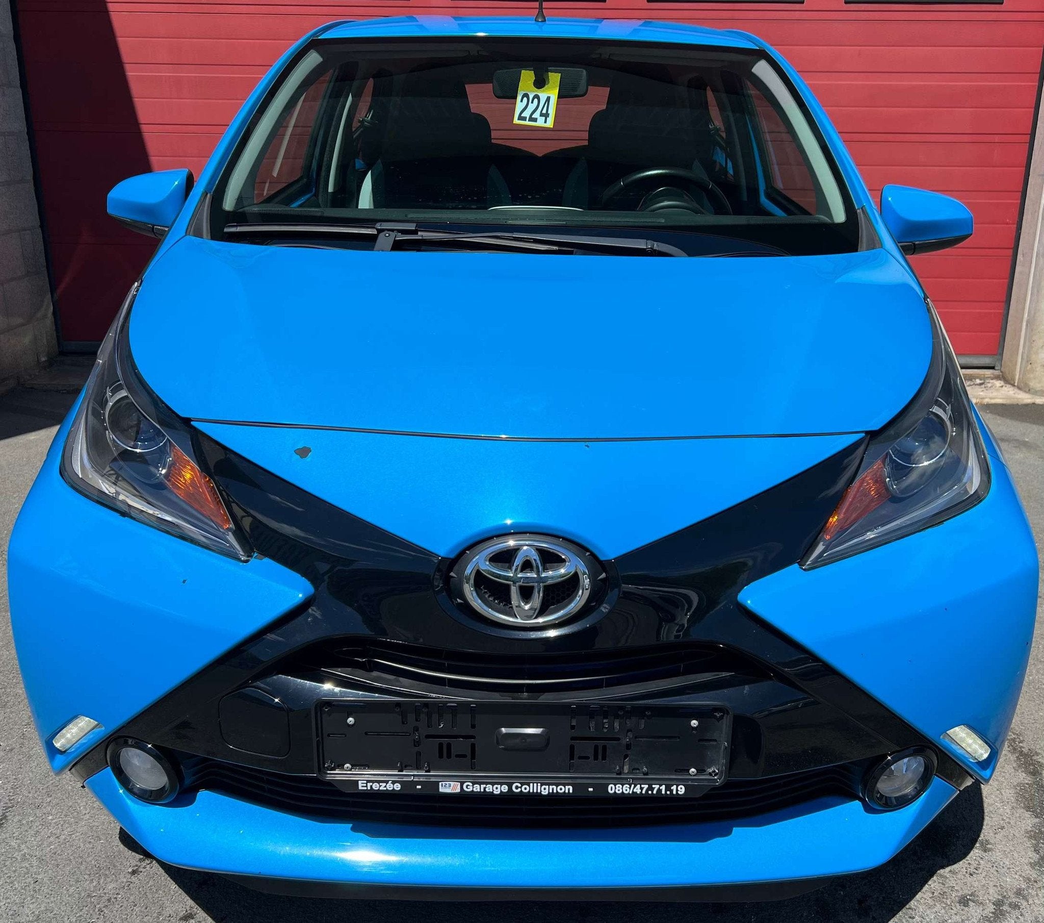 Toyota Aygo 1.0i VVT-i x-music + CAR-PASS + CLIM (bj 2017), Auto's, Toyota, 4 zetels, Gebruikt, Euro 6, Blauw