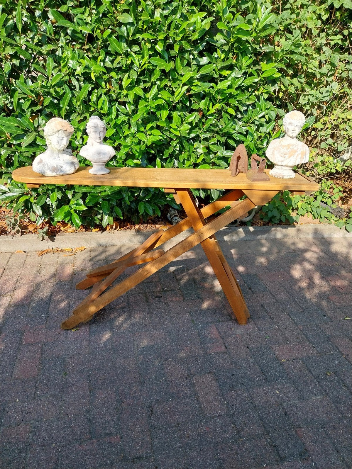 Antieke houten strijkplank, Ophalen