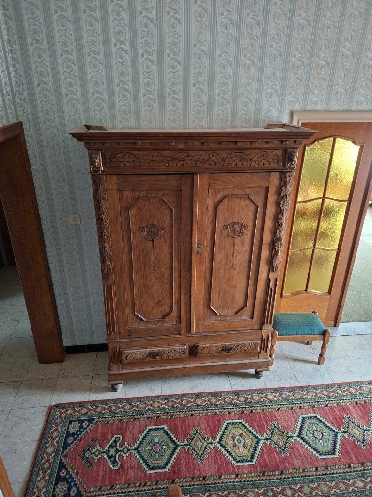 Antieke halkast massief hout, Ophalen
