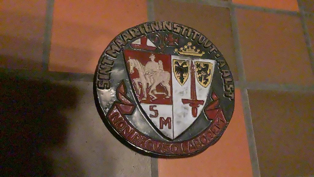Mooi bord Sint Maarten Instituut AALST S.M, Ophalen of Verzenden, Zo goed als nieuw