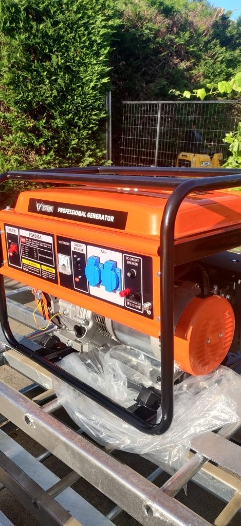 GROUPE : GÉNÉRATEUR, GROUPE ÉLECTROGÈNE, NOUVEAU, Bricolage & Construction, Enlèvement