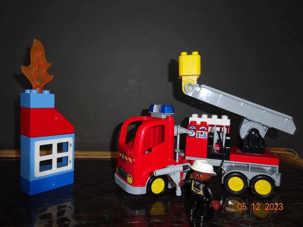 LEGO DUPLO Brandweertruck - 10592*PRIMA STAAT*, Ophalen of Verzenden, Duplo