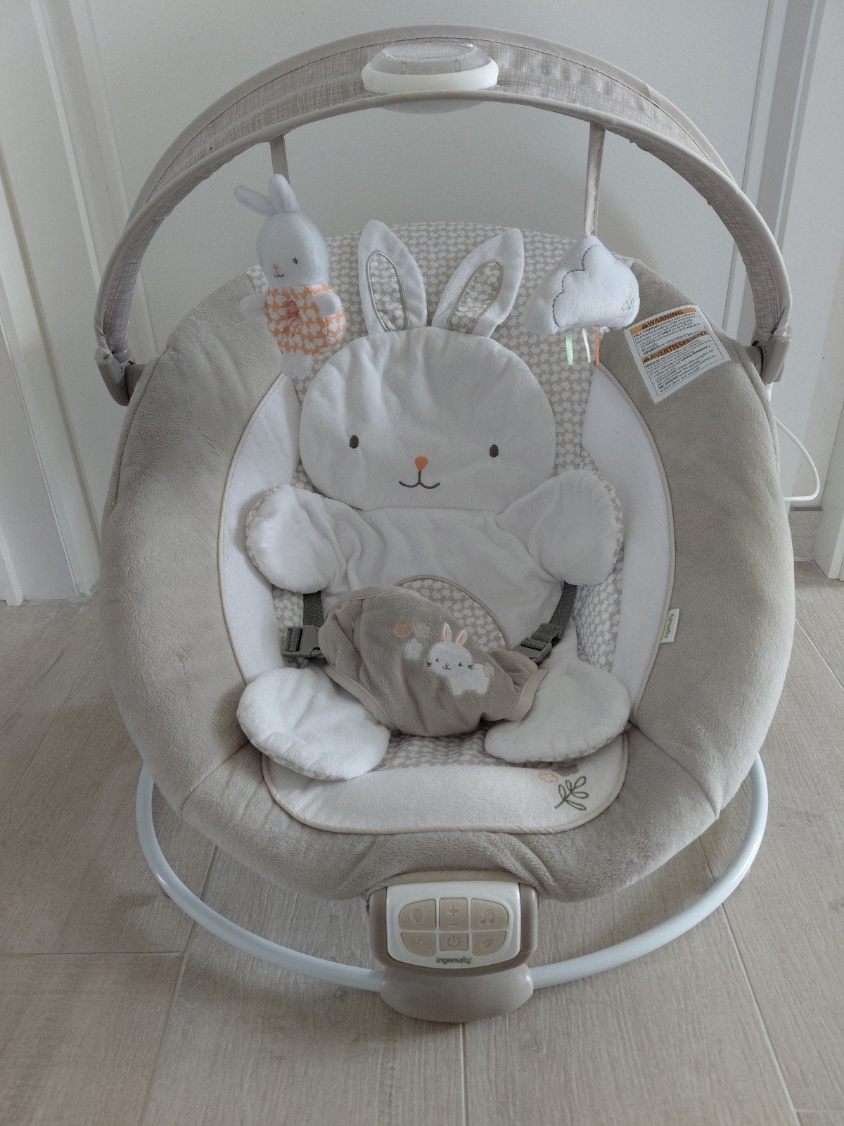 Ingenuity Twinkle Tails lig- en springstoel, Kinderen en Baby's, Ophalen of Verzenden