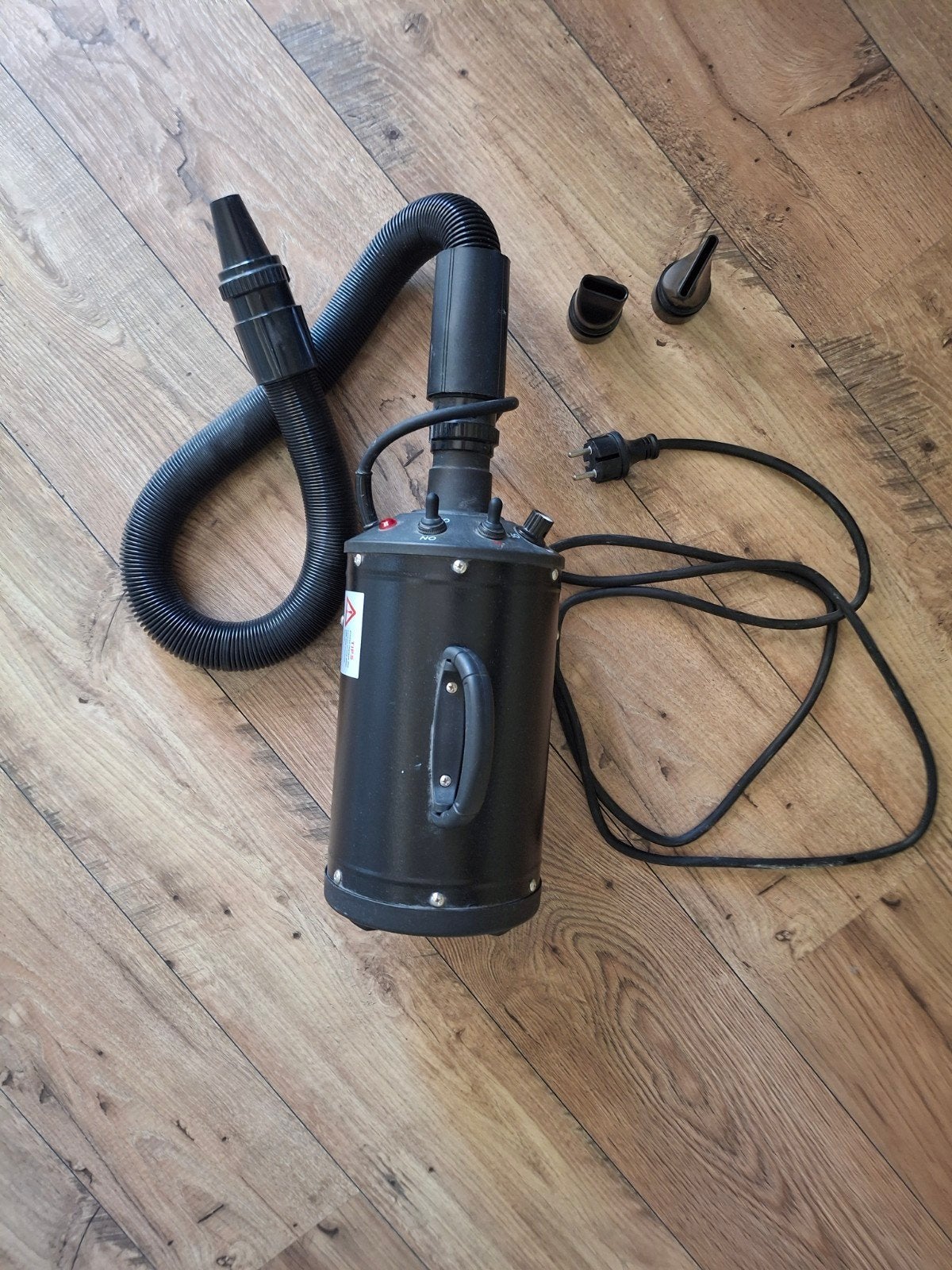 hondendroger tritra dryer t bs 2400, Dieren en Toebehoren, Tritra, Ophalen, Zo goed als nieuw, Waterblazer/föhn